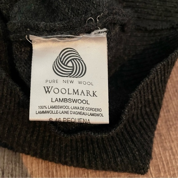 Vuldi 100% Lambs Wool Sweater Size Small - Picture 6 of 7